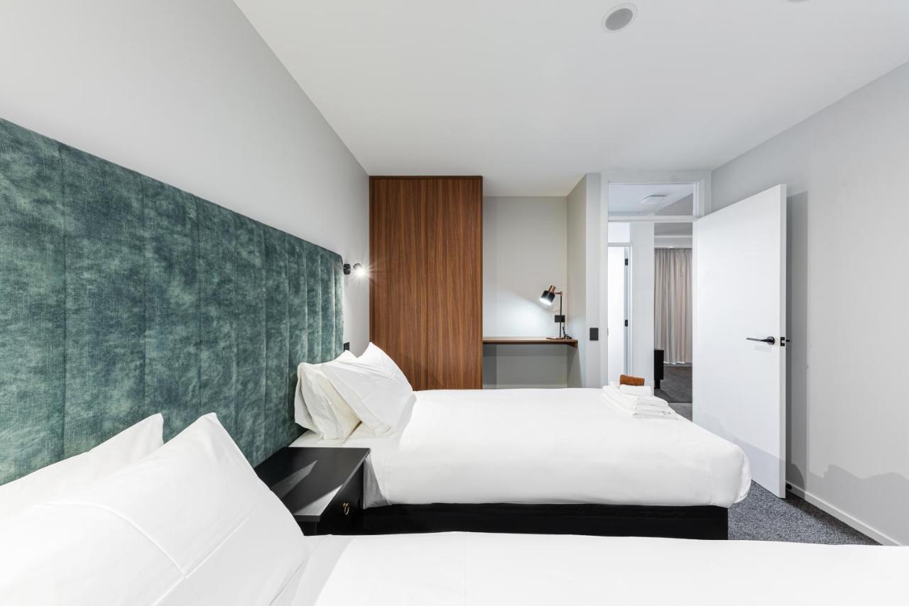 Galaxy Boutique Hotel Lake Tekapo Ngoại thất bức ảnh A room at the hotel