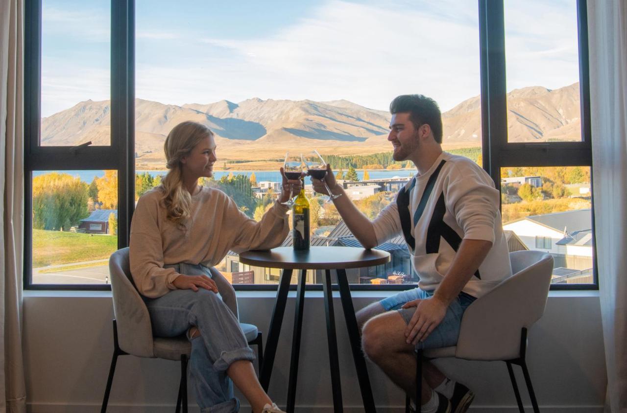 Galaxy Boutique Hotel Lake Tekapo Ngoại thất bức ảnh The Terrace Bar