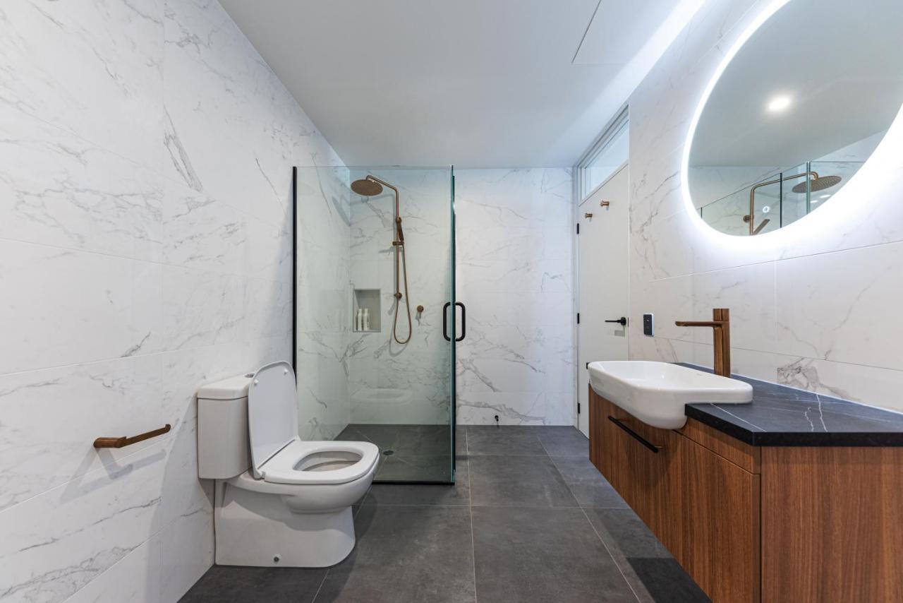 Galaxy Boutique Hotel Lake Tekapo Ngoại thất bức ảnh Bathroom